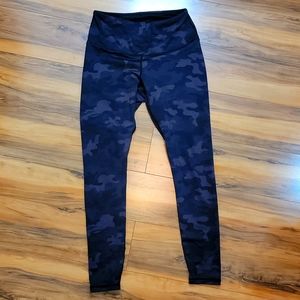 TSLA leggings warm! Camo! Medium